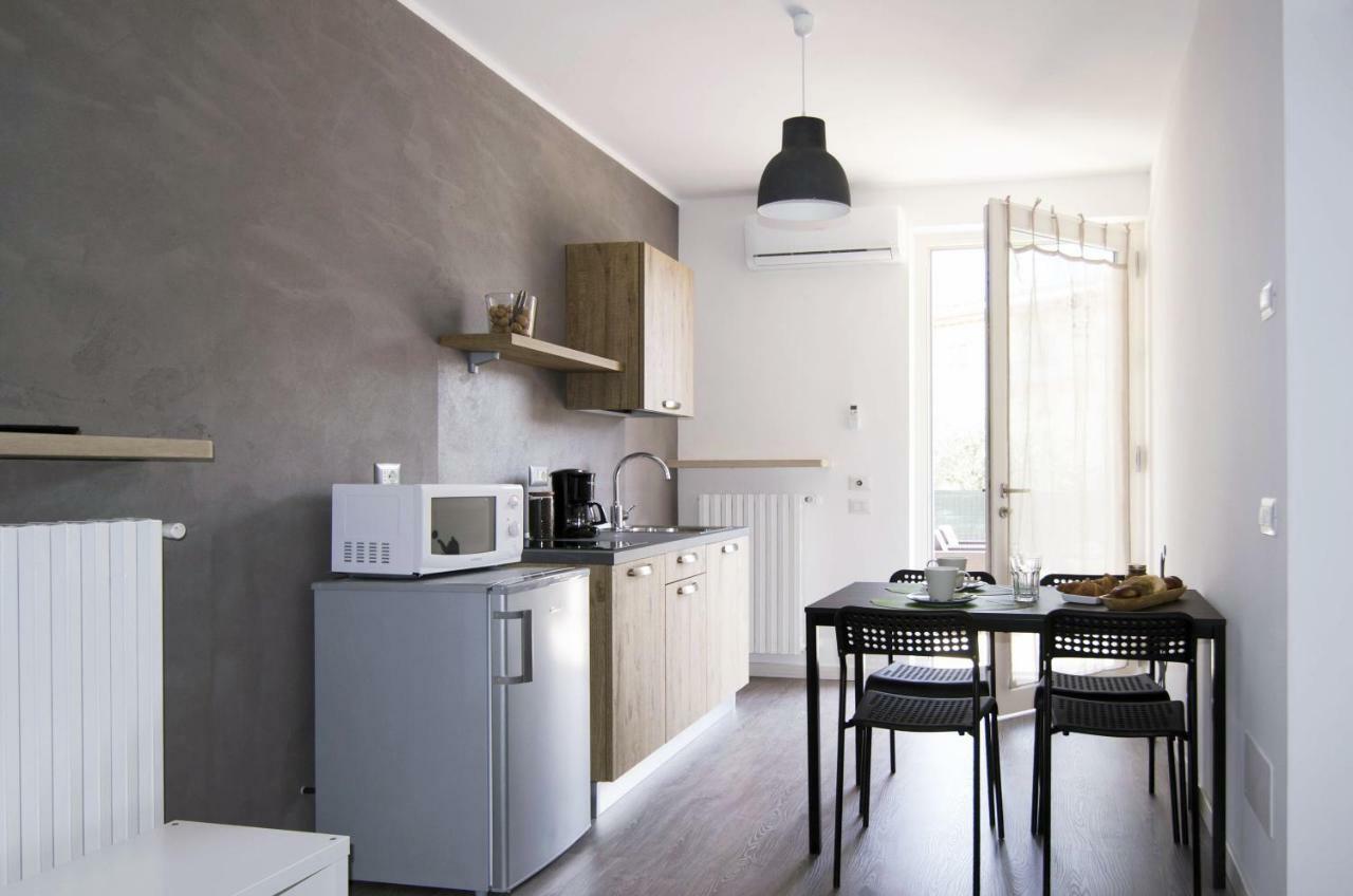 Casa Degli Artisti Lägenhet Caprino Veronese Exteriör bild